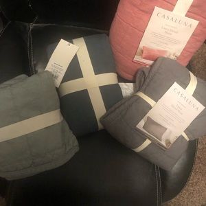 New Casaluna linen quilted shams single